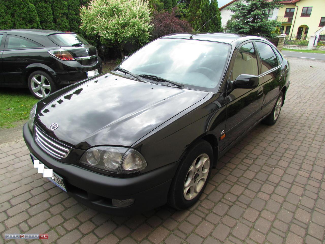 Toyota Avensis 2.0 SOL BENZYNA +GAZ