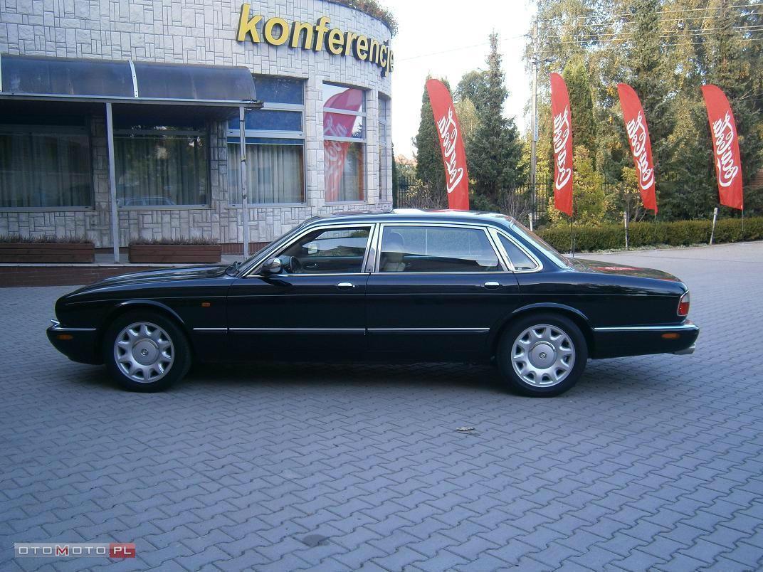 Jaguar Daimler DAIMLER S8 4.0 363KM