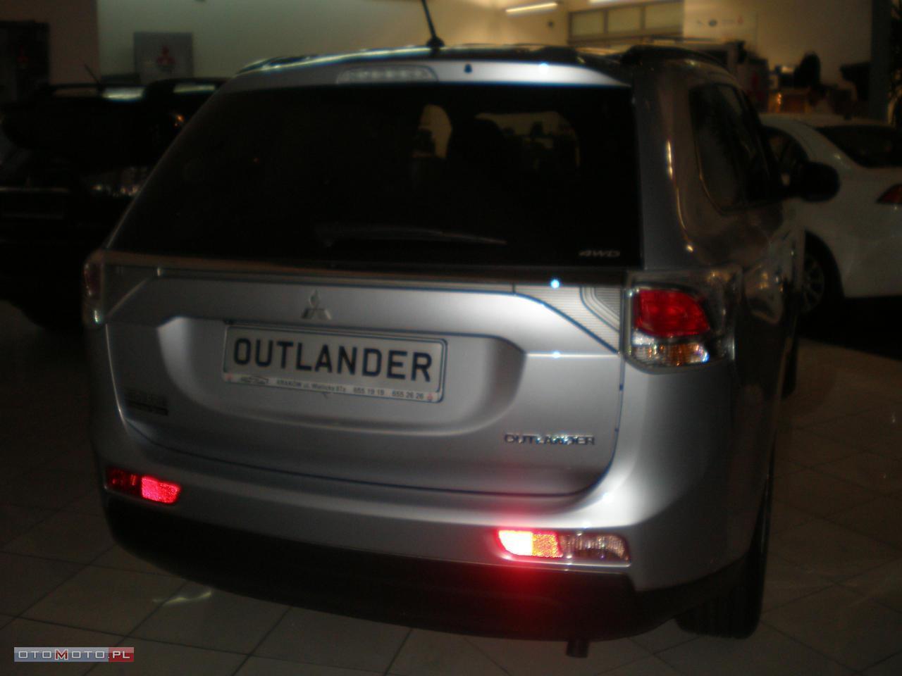 Mitsubishi Outlander INTENSE +