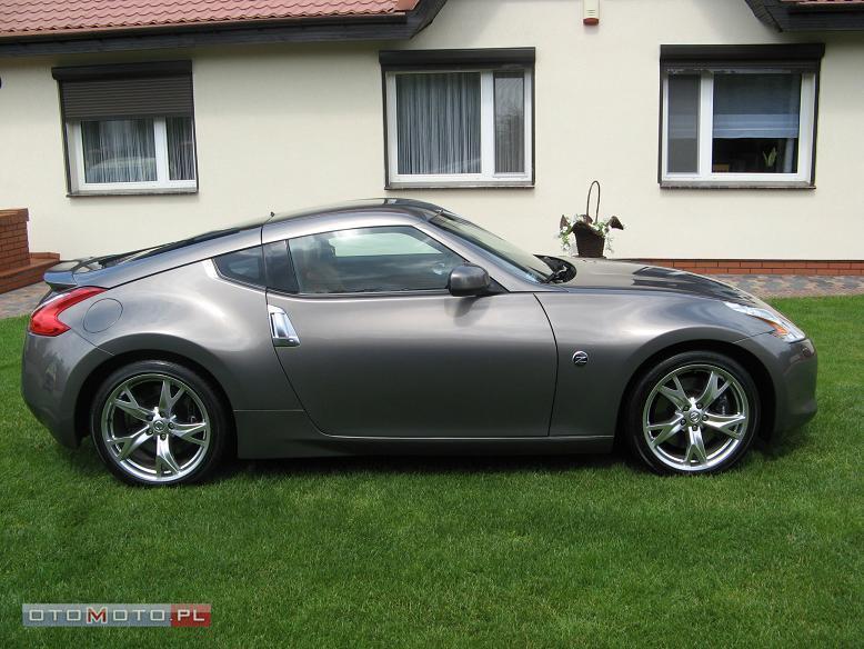 Nissan 370 Z 3.7 V6 331KM