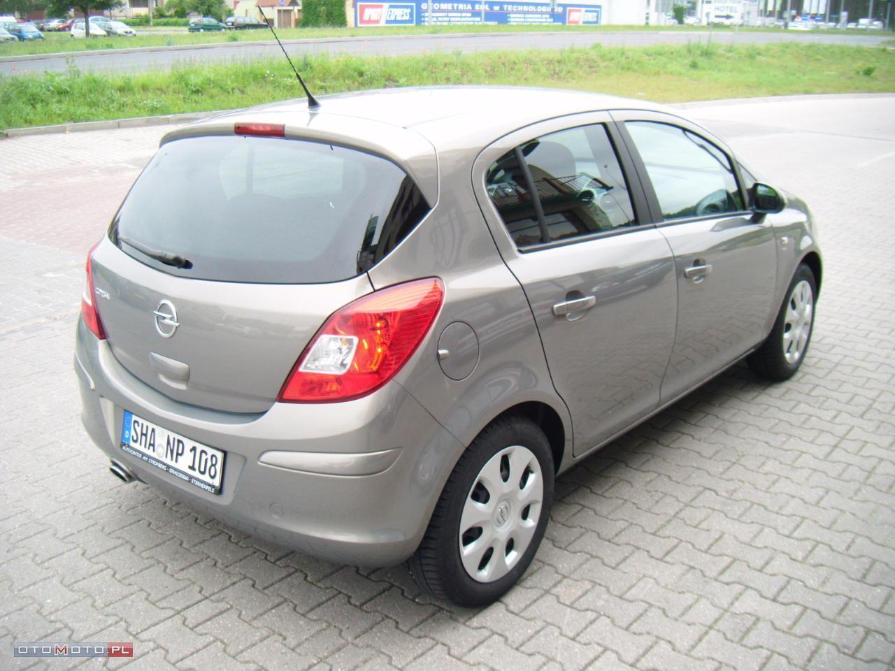 Opel Corsa Benzyna 1,4 5Drzwi Klima.