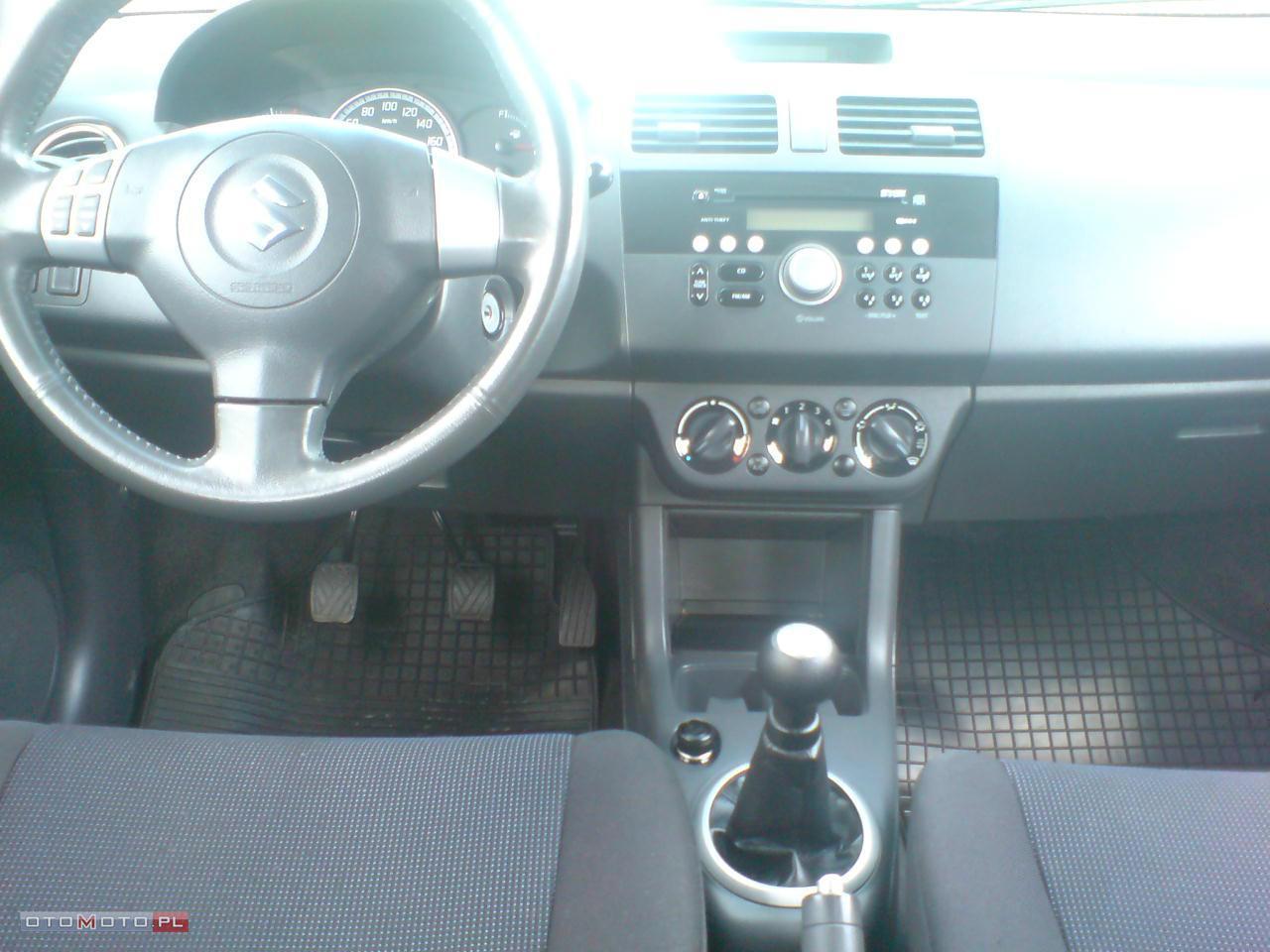 Suzuki Swift model 2007 4x4 5drzwi klima