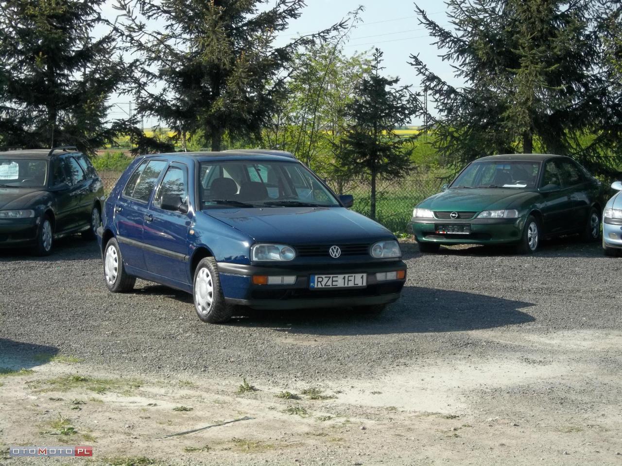 Volkswagen Golf 1,9D ELEKTRYKA 5 DRZWI !!!!