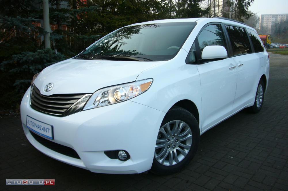 Toyota Sienna XLE NAVI KAMERA SKÓRY