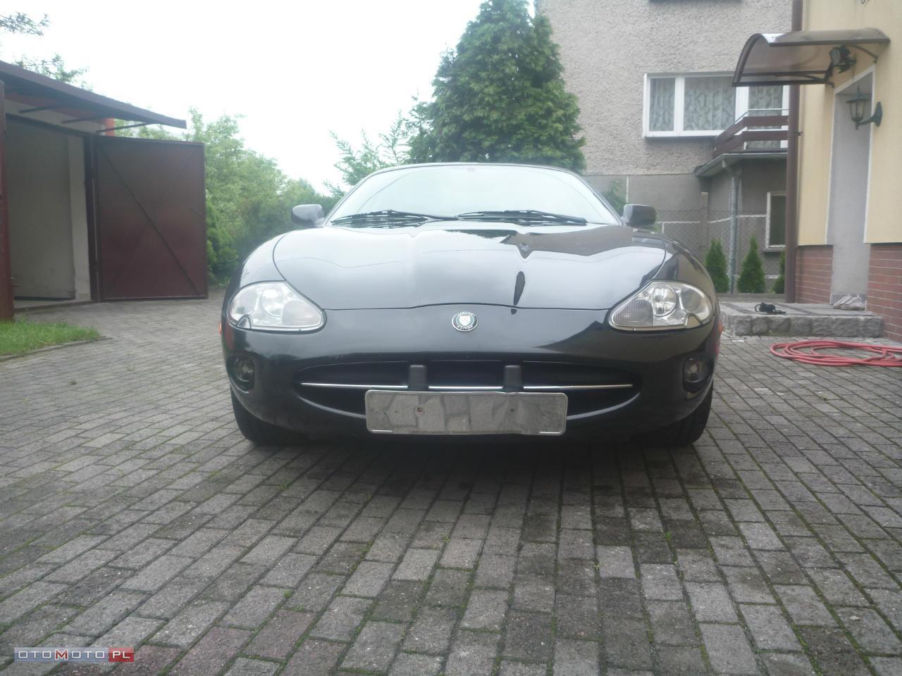 Jaguar XK8 WYJĄTKOWY