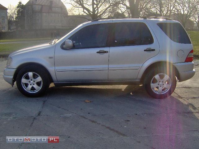 Mercedes-Benz ML 320