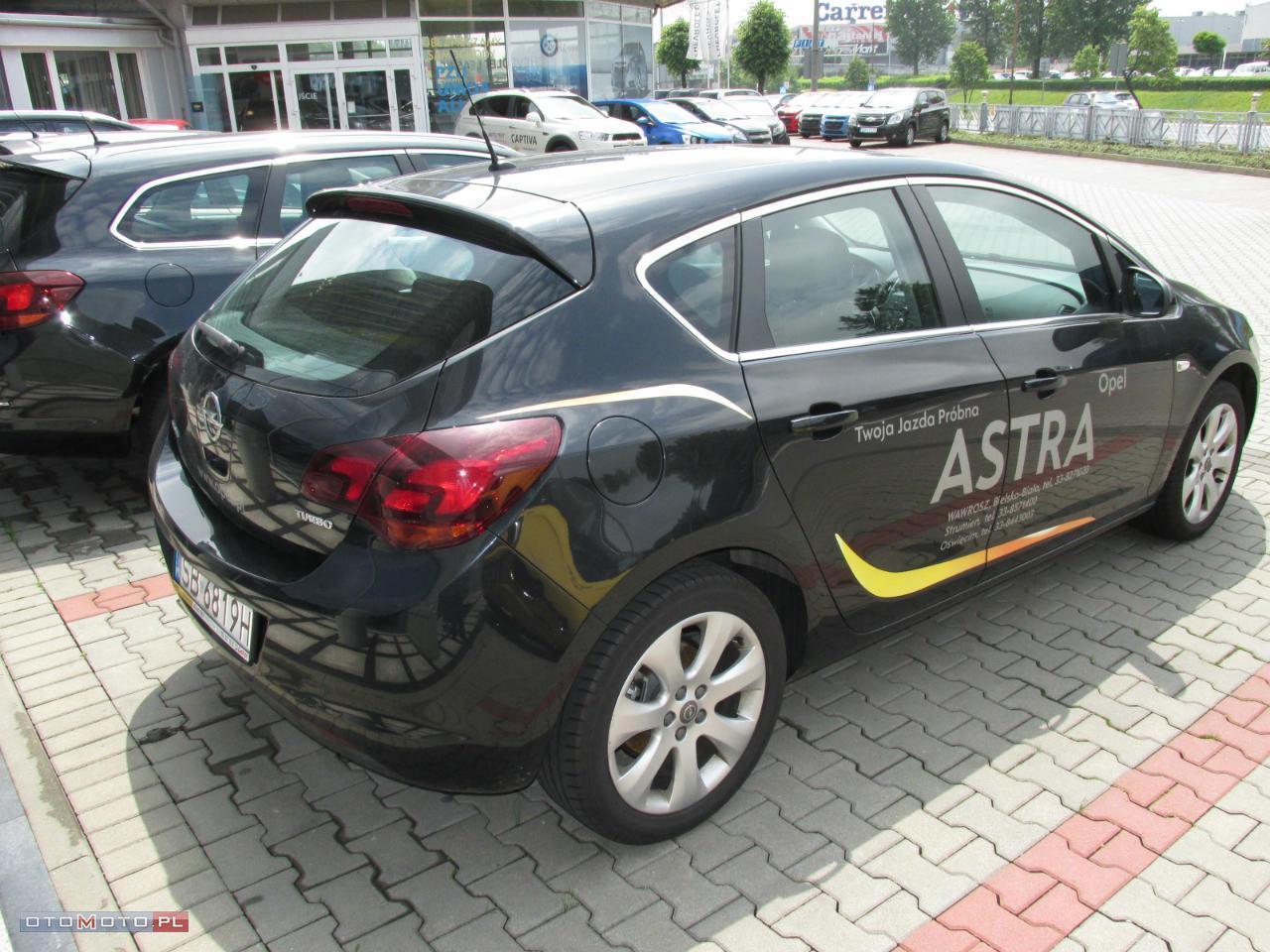 Opel Astra Cosmo 1,4 Turbo