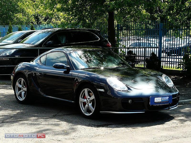 Porsche Cayman S 295KM, Salon Polska