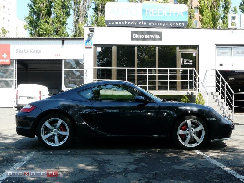 Porsche Cayman S 295KM, Salon Polska