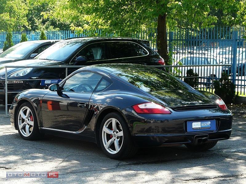 Porsche Cayman S 295KM, Salon Polska