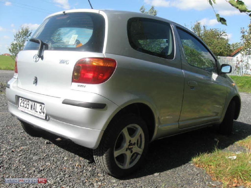 Toyota Yaris 1.3 VVT-I * ZADBANA