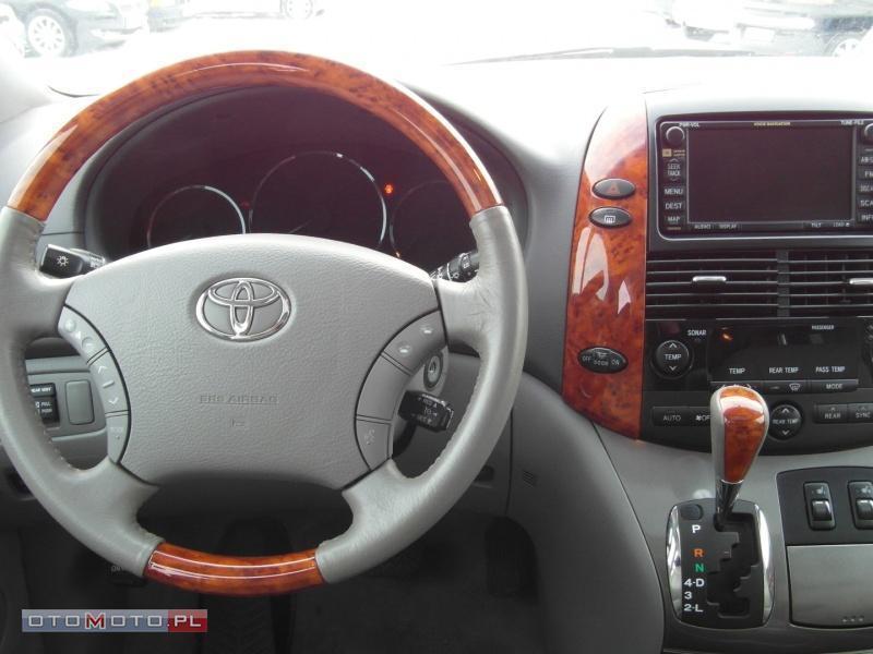 Toyota Sienna NAPĘD 4x4! NAJBOGATSZA WERSJA