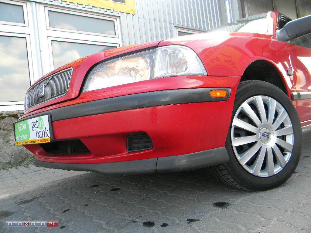 Volvo S40 1,6 16 V Benz 1-RĘCE IGŁA