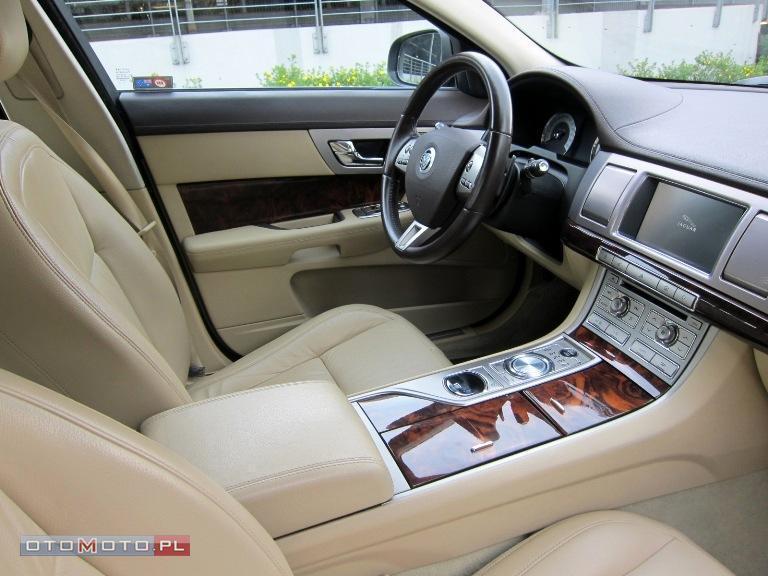 Jaguar XF 4.2 V8 Premium Luxury, SalonPL