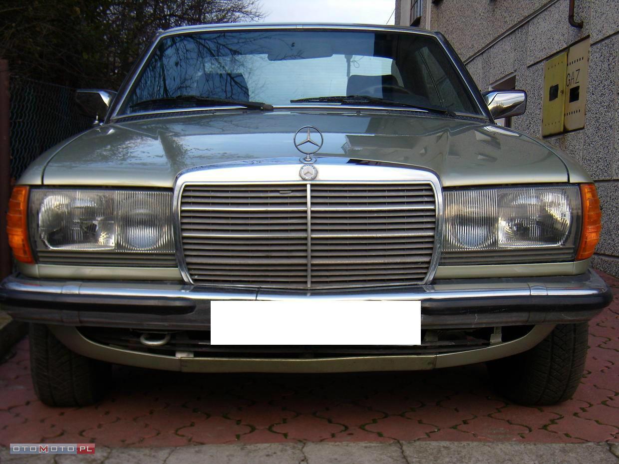 Mercedes-Benz 230 MB 230CE 123 COUPE, ZABYTEK!!!