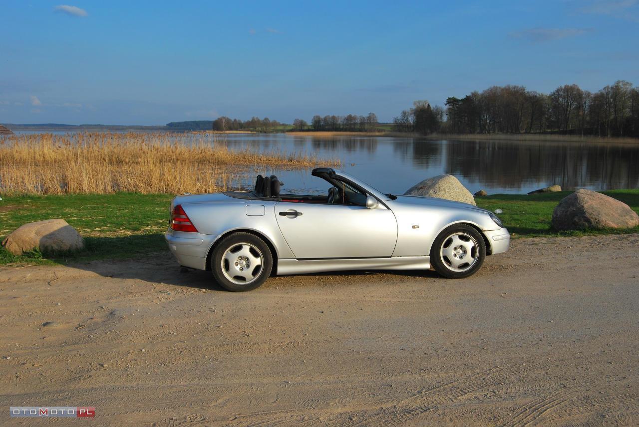 Mercedes-Benz SLK 230