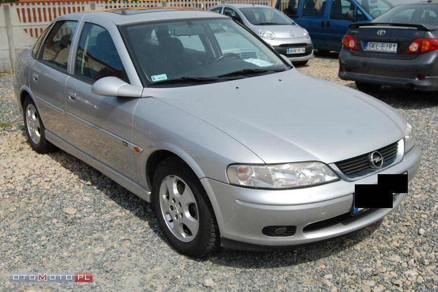 Opel Vectra BEZWYPADKOWA 1.6 BENZ+GAZ 100