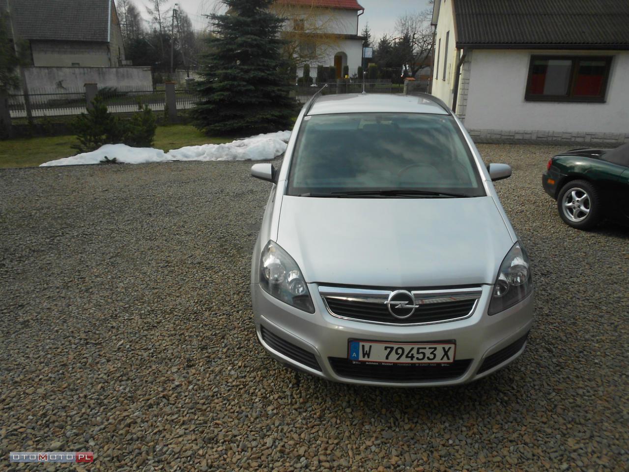 Opel Zafira 7osobowa- NAVI- !!!