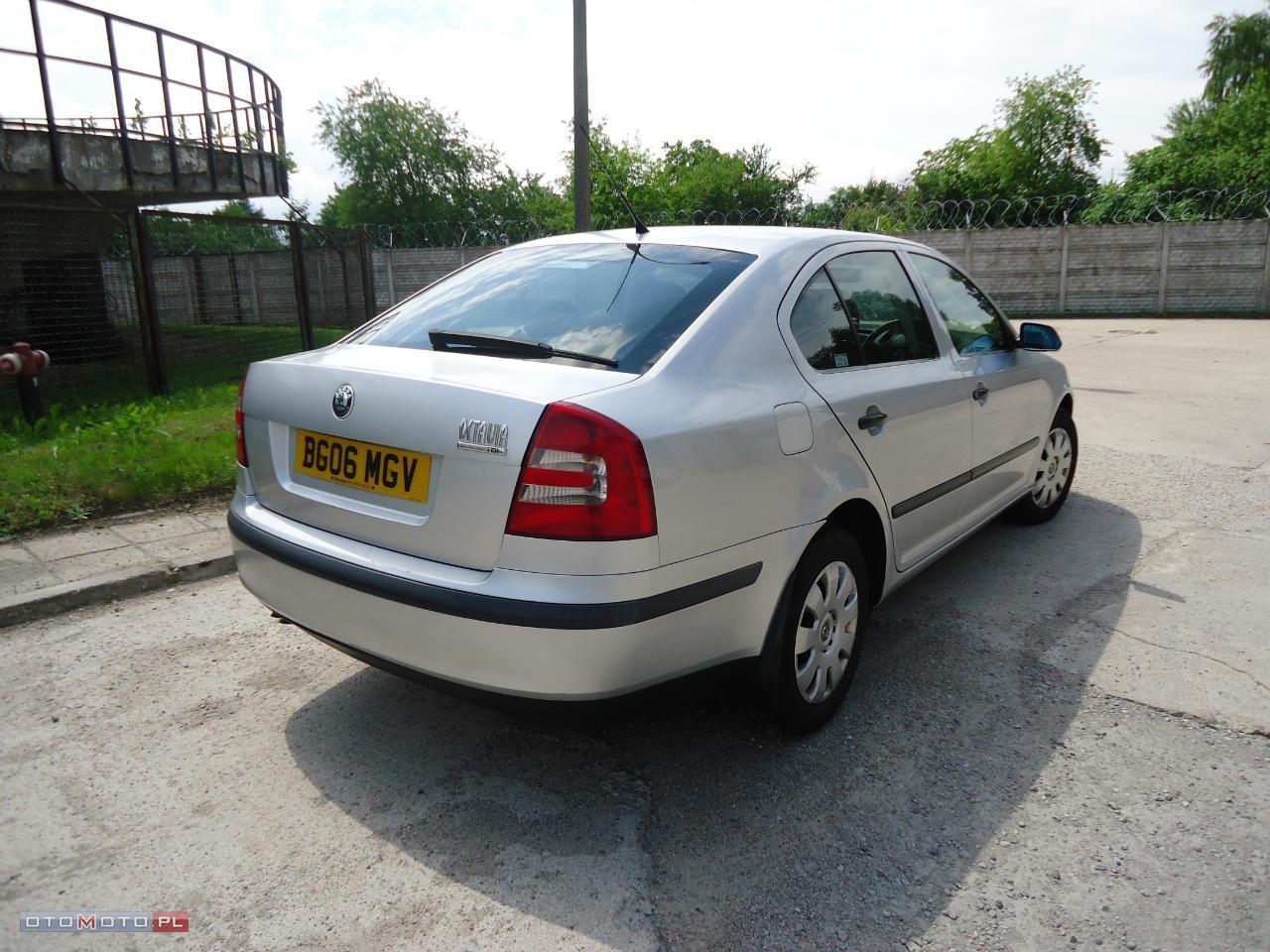 Škoda Octavia ANGLIK