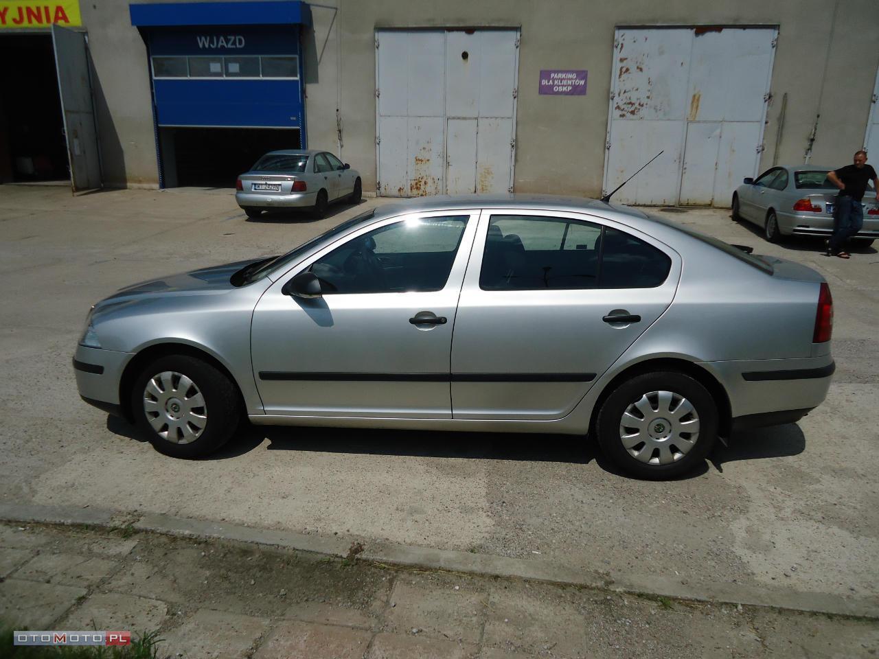 Škoda Octavia ANGLIK