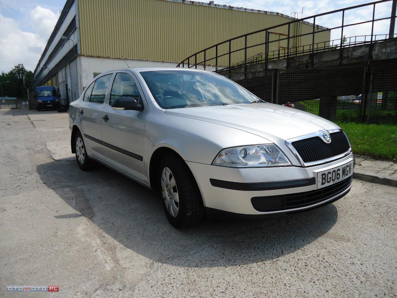 Škoda Octavia ANGLIK