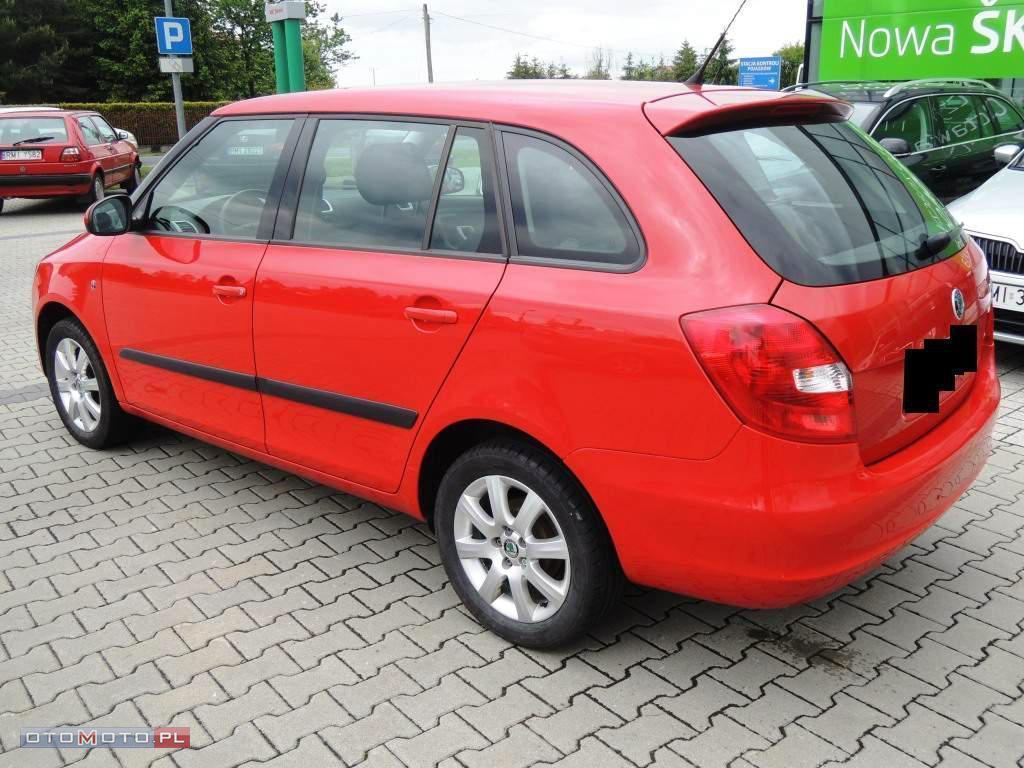 Škoda Fabia Combi 1.4 85 KM od dealera