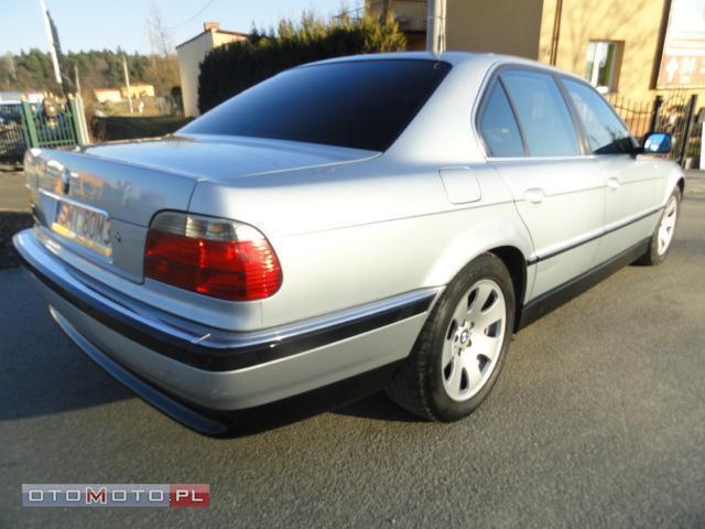 BMW 740 SUPER STAN--FULL OPCJA--285KM