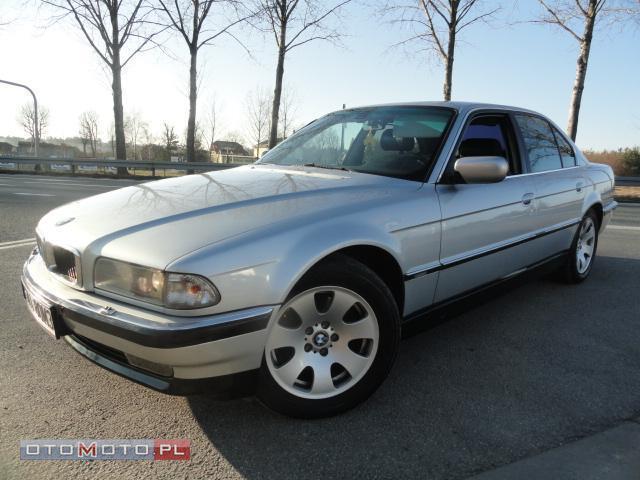 BMW 740 SUPER STAN--FULL OPCJA--285KM