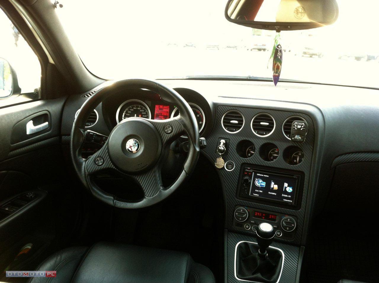 Alfa Romeo 159 1.9 JTDm 150 KM DISTINCTIVE