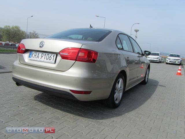 Volkswagen Jetta 1.2 TSI 105 KM