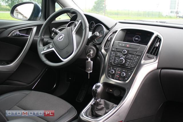Opel Astra Cosmo,,skóra ,navi full