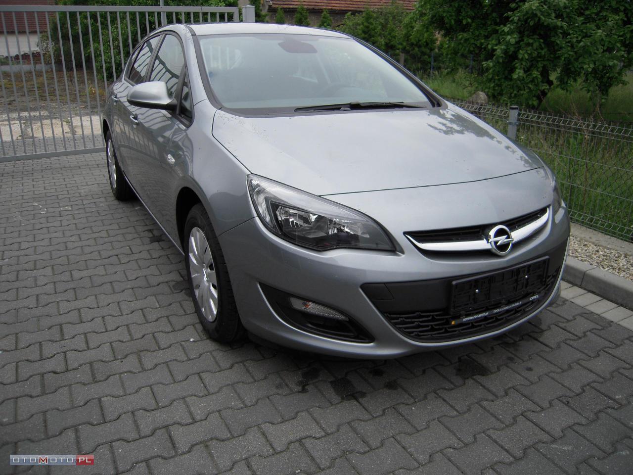 Opel Astra 1,4 Turbo 120KM
