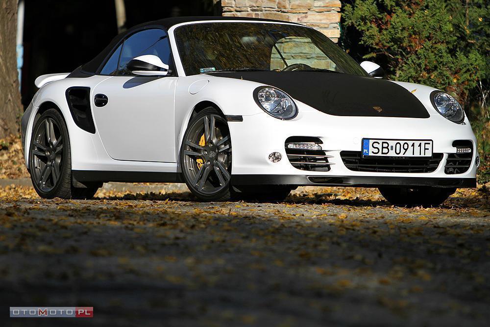Porsche 911 TURBO CABRIO TIPTRONIC CERAMIK